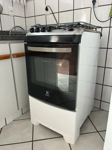 Fogão de 4 bocas Electrolux