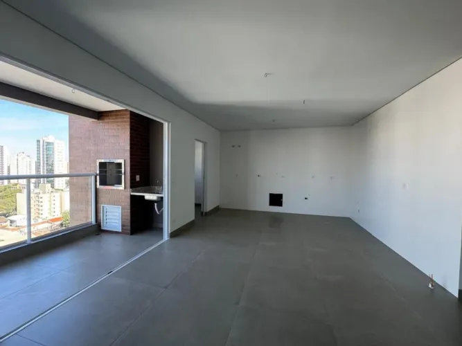 Apartamento com 100.91 m² e 3 Quartos à Venda na Zona 07 - Maringá