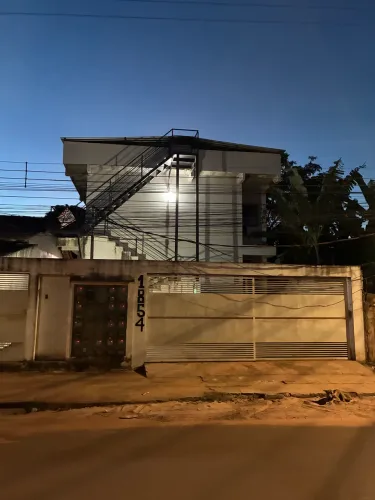 Apartamento amplo e confortável. Ótima localização.