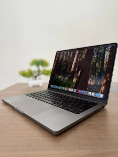 Apple Macbook Pro M1 Pro 14 512ssd 16gb RAM
