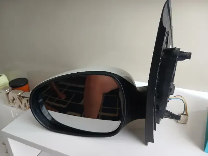 RETROVISOR LADO ESQUERDO
