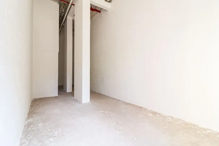 Loja na Rua Antônio Comparato, 44 - 09 52 m²