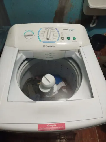 Vendo máquina Eletrolux 14kg