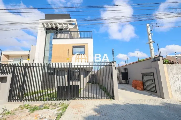 SOBRADOS NOVO NO PORTÃO COM PLANTAS DIFERENCIADAS