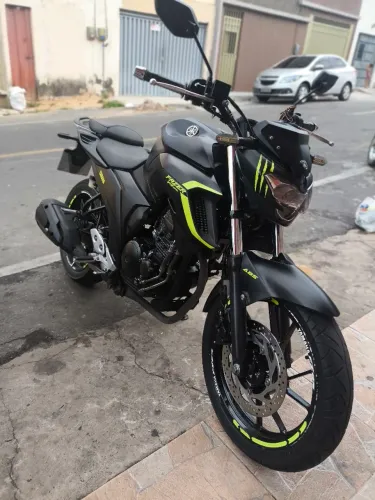 VENDO FZ25 2020 YAMAHA