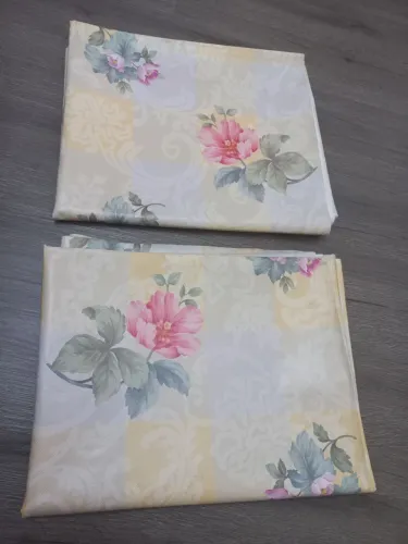 LINDAS TOALHAS DE MESA EM PVC - 2 unidades