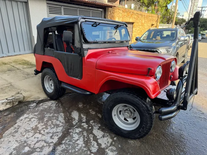 Willys Overland Jeep 2.6 12V Gasolina 2P 1965
