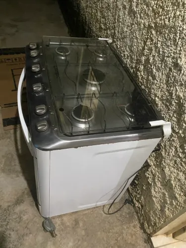Vende-se fogão ESMALTEC de 5 bocas