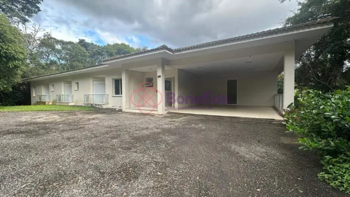 CASA PARA LOCAÇÃO CONDOMÍNIO FAZENDA CAMPO VERDE
