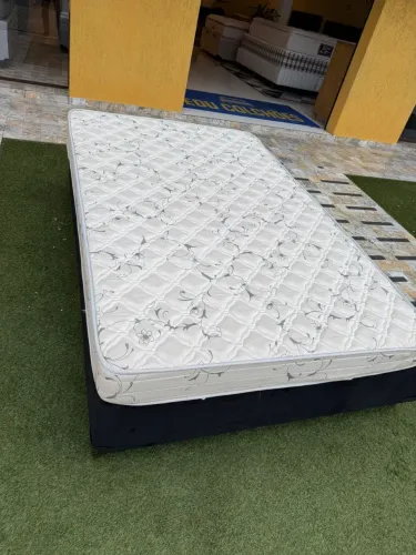 Colchão de Viúva D33 Seminovo com base - Entrego!