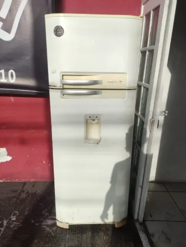 ? Quero Trocar por Menor | Geladeira Duplex Gelando Bem