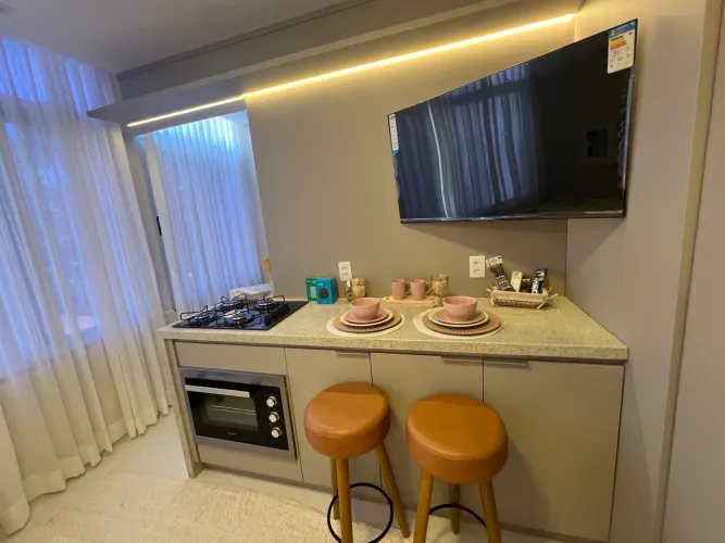 Lindo Quarto e Sala Mobiliado no Coração da Asa Sul