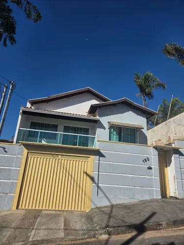 Casa Colinas de Santa Bárbara