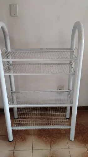 Estante de ferro 