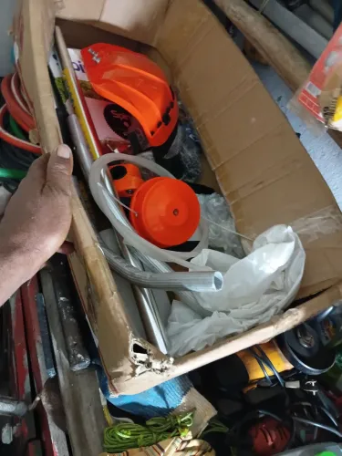 Vende-se uma rocadeira
