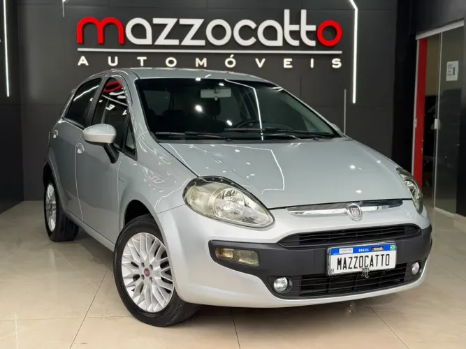 Fiat Punto Essence 1.6 Flex 16V 5P 2013