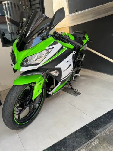 Kawasaki Ninja 300 Edição Especial