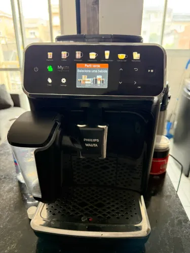 Cafeteira Espresso Superautomática - Philips Walita LatteGo