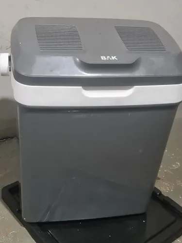 Vendo kit geladeira portátil caminhao e carro quadrivol e chaleira elétrica 12/24w 