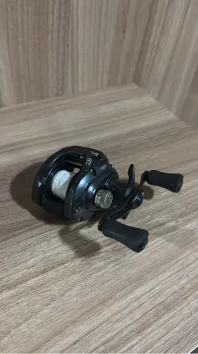 Carretilha Daiwa tatula 