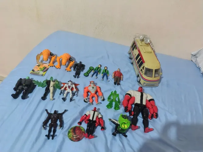 Ben 10 Bandai escolha o seu pergunte preço no chat!!!