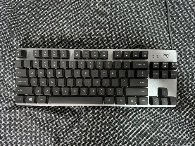 Teclado Mecanico Logitech K835 TKL