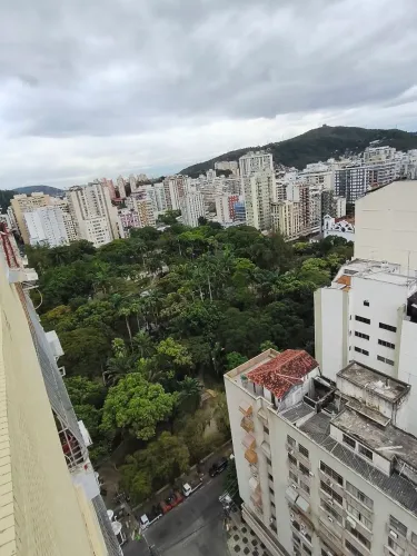 01 quartos, Icaraí, enorme 70m, 01 vaga vista c são Bento