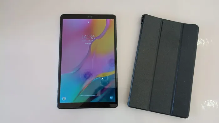 Tablet Samsung SM-T510 com capa. Excelente estado