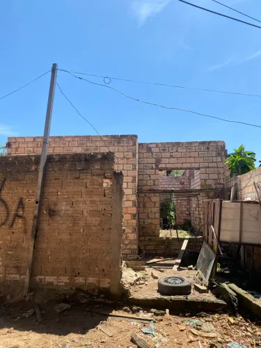 Vendo casa em construção 