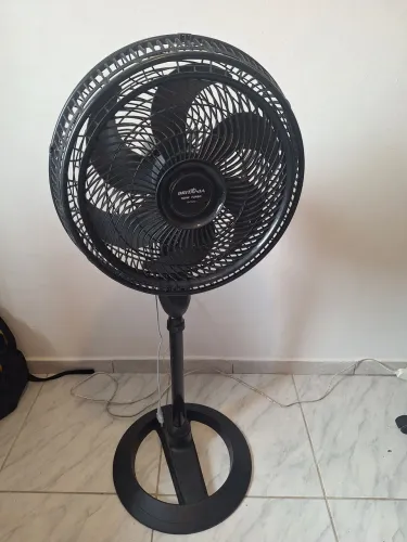 Ventilador de Coluna Britânia BVT440 Maxx Force 160W 220V