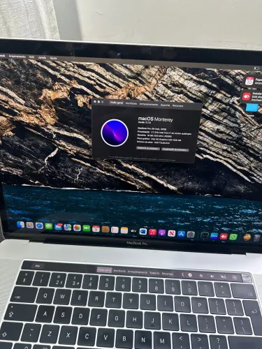 MacBook Pro (15-inch, 2019)