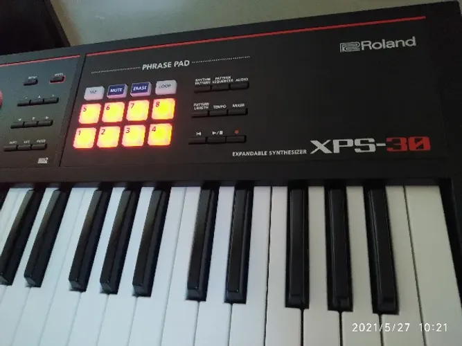 Teclado Roland XPS30 - Impecável! Na caixa com Pack de Programações