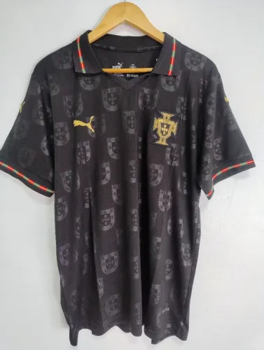 Camisa Seleção Portugal - comemorativa Eusébio. GG