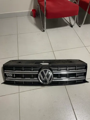 Grade frontal da Amarok V6 2019