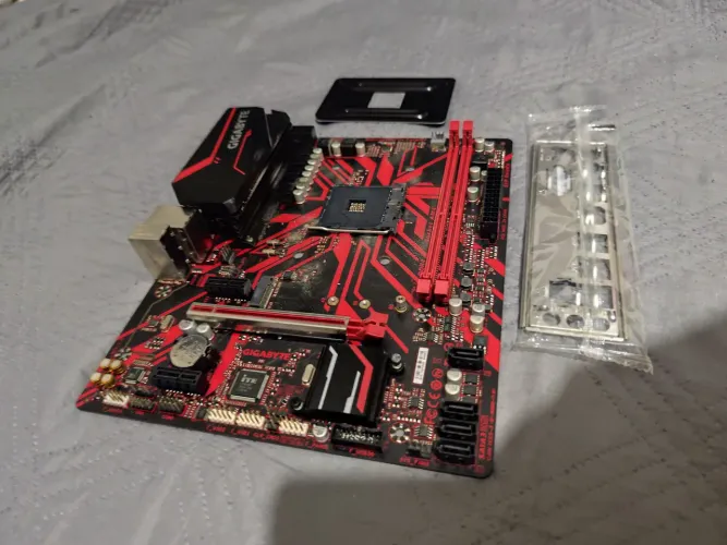 Placa mãe b450m GAMING GIGABYTE 
