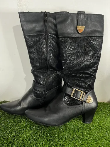 Bota Montaria Usada Preta Mooncity Cano Longo Moda Feminina