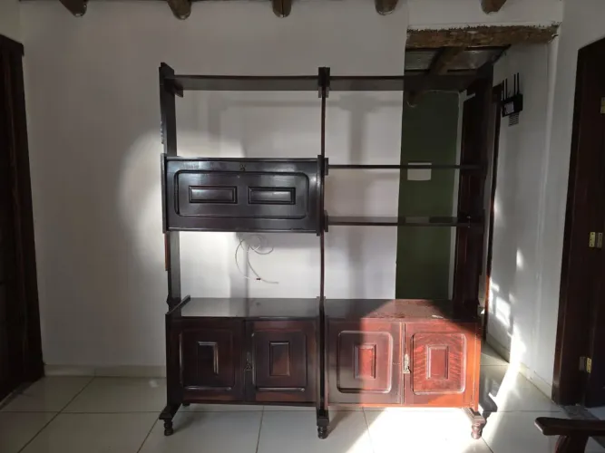 Estante de Madeira Antiga - Retrô dos anos 60 Imbuia 