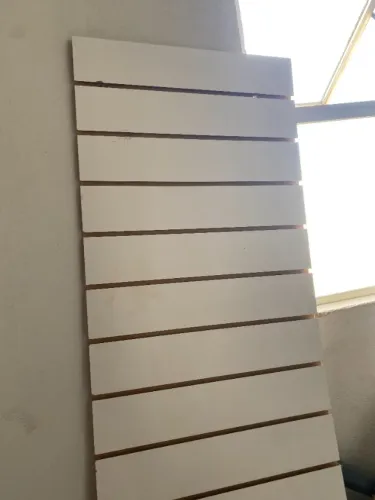 Painel canaletado/ripado de MDF