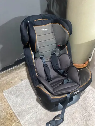 CADEIRINHA VEICULAR INFANTIL BEBE PRETO E CINZA