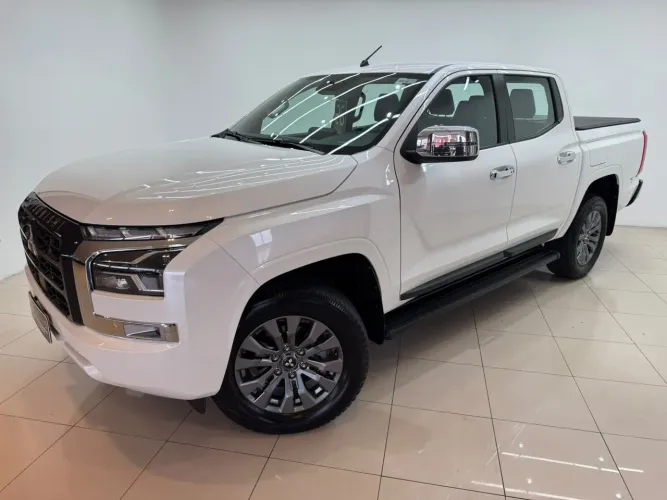 Mitsubishi TRITON HPE 2.4 CD 4X4 TB Diesel Aut. 2026