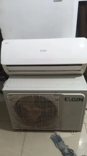 Ar condicionado elgin seminovo de 12.000 BTUs 