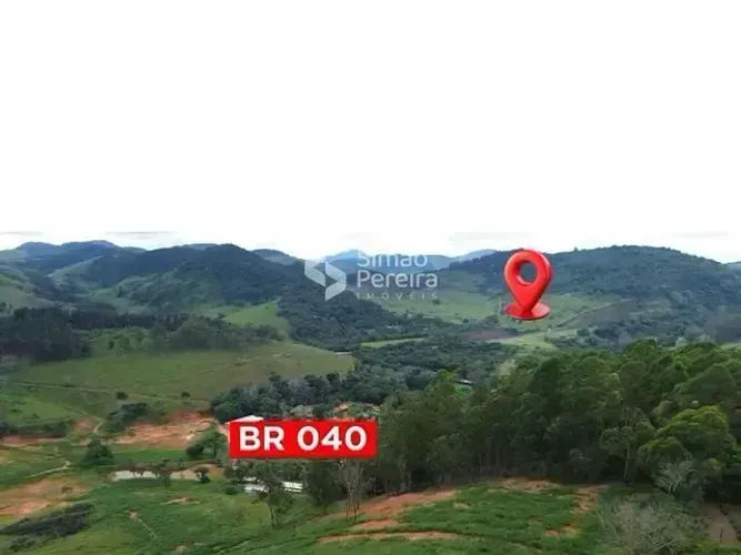 Rerreno para venda possui 3000m² em Centro - Simão Pereira - MG