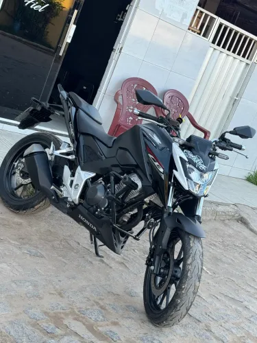 Twister Cb300f 2025