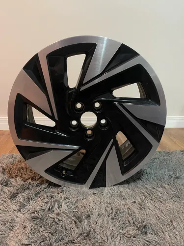 Uma Roda Original r17 Nivus 2026