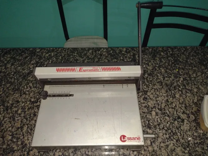 Encadernadora Manual Lassane Espiramatic Ofício
