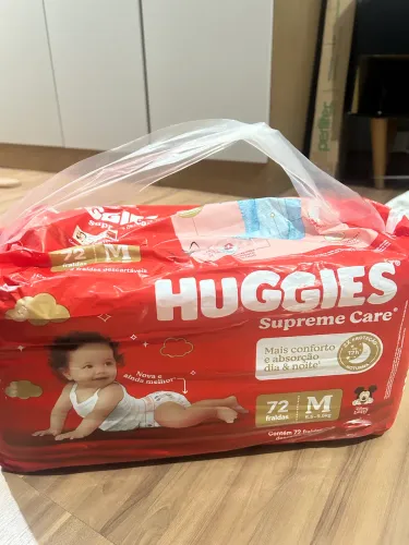 Fralda Huggies supreme care M