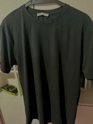 Camiseta Zara Básica 