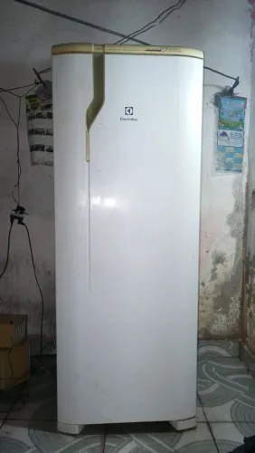 Geladeira Electrolux Frost Free