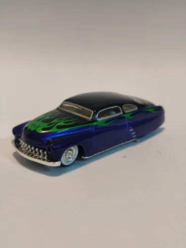 Hot Wheels 100% 49 Mercury Lead Sled 1/64 Loose