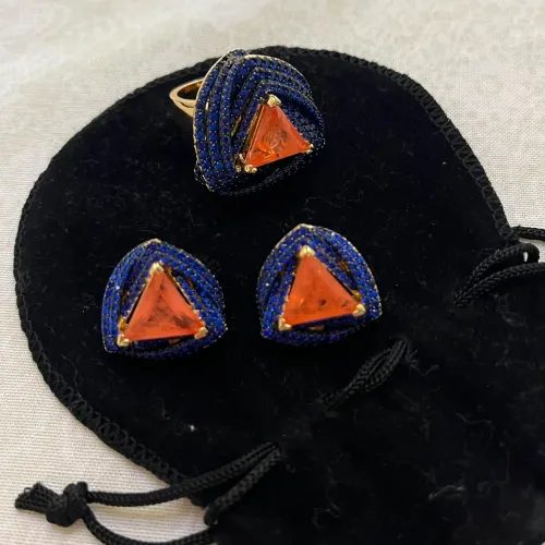 Conjunto Brincos e Anel Semijoia de luxo